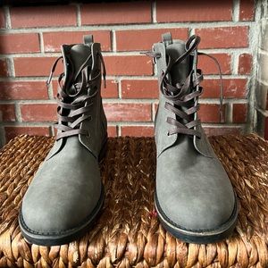 Gray Boots (Woman’s 12 / Mens 10.5 ish)